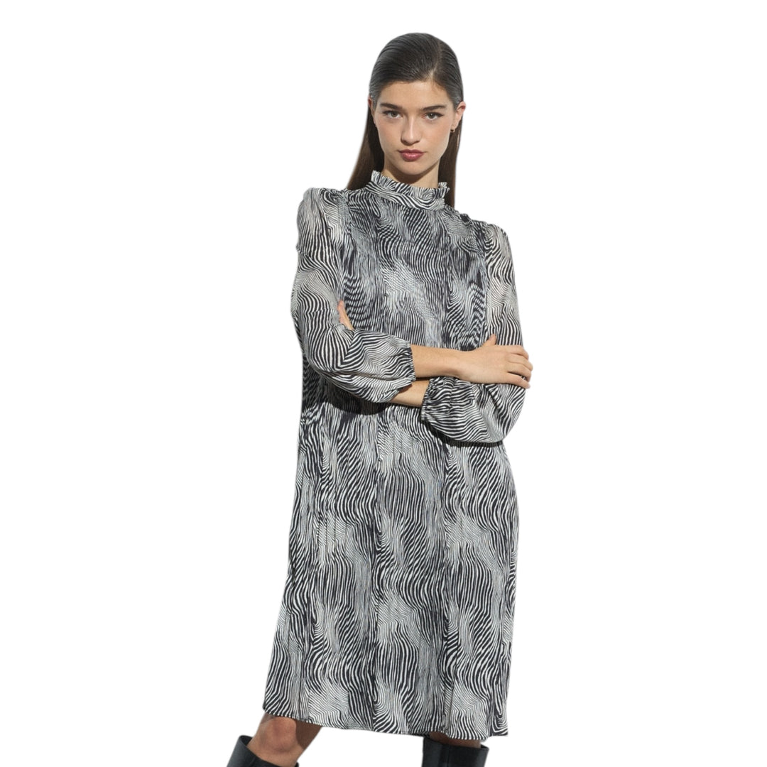 Tinta Style Levana Crinkle Dress Black