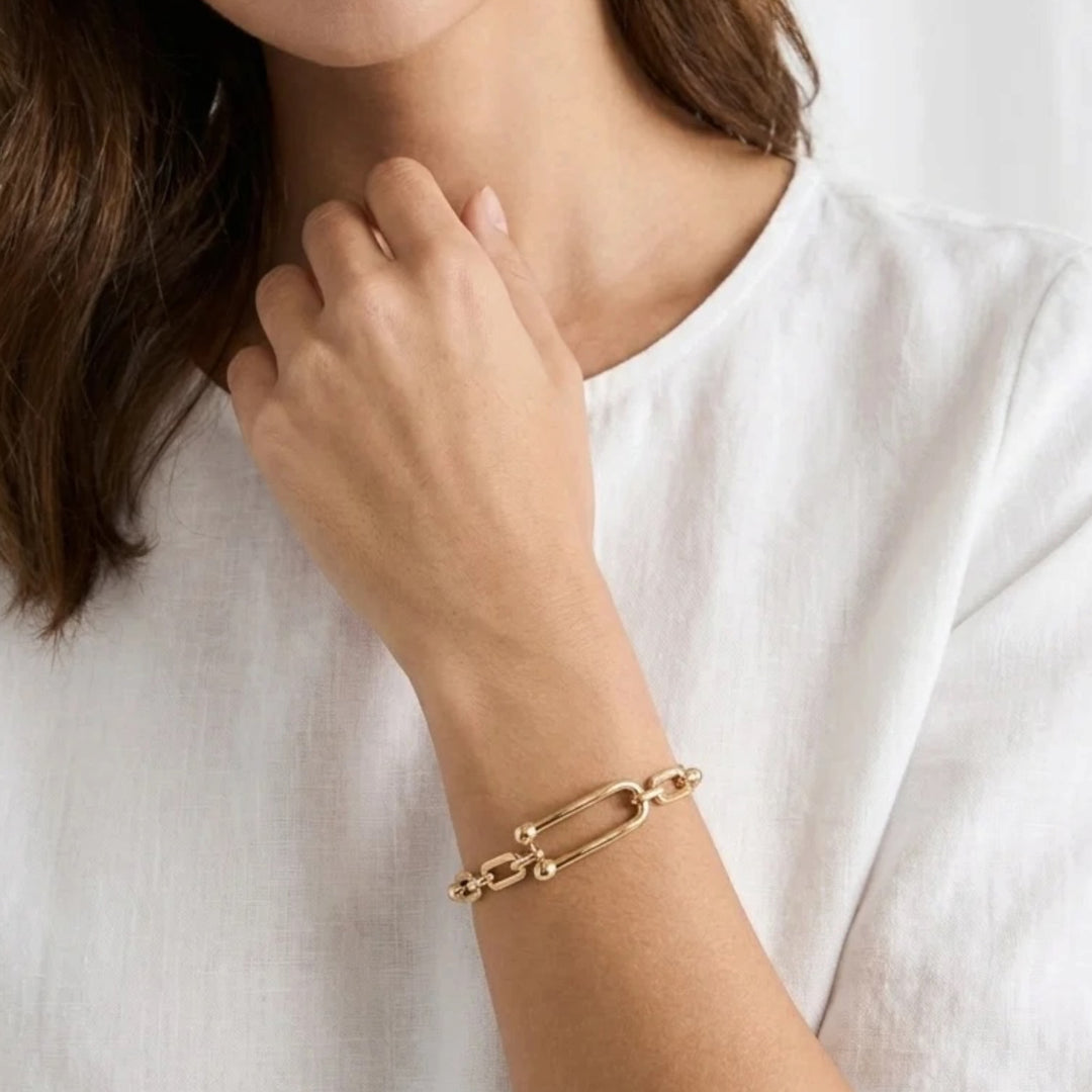 Envy Beaded Stretch Bracelet with Bar Detail Gold
