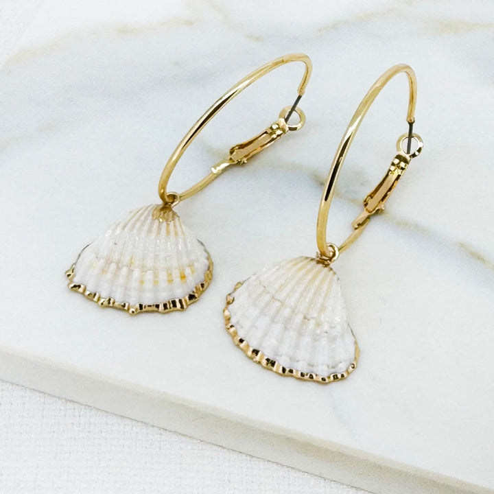 Envy Large Hoop Earring with Shell Gold