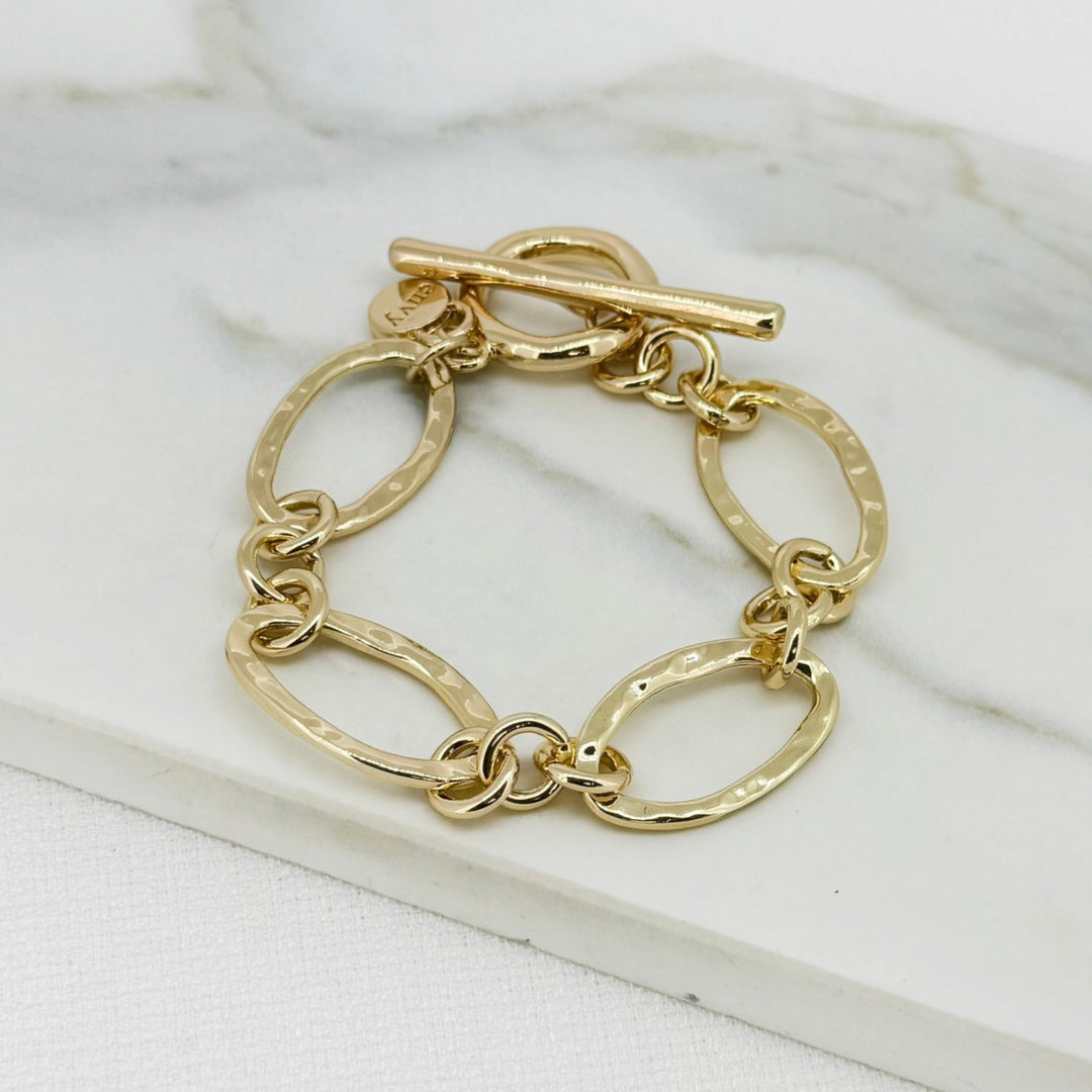 Envy Large Loop T-Bar Bracelet Gold