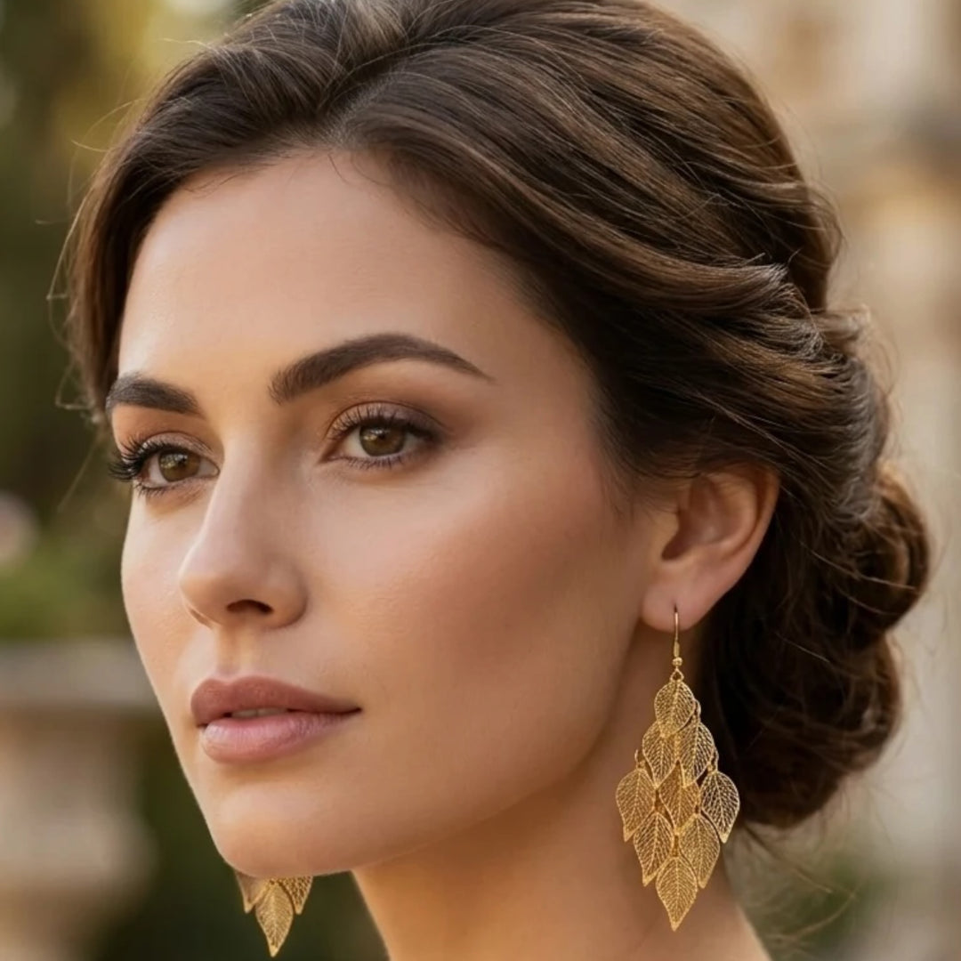 Envy Leaf Dropper Earring Gold