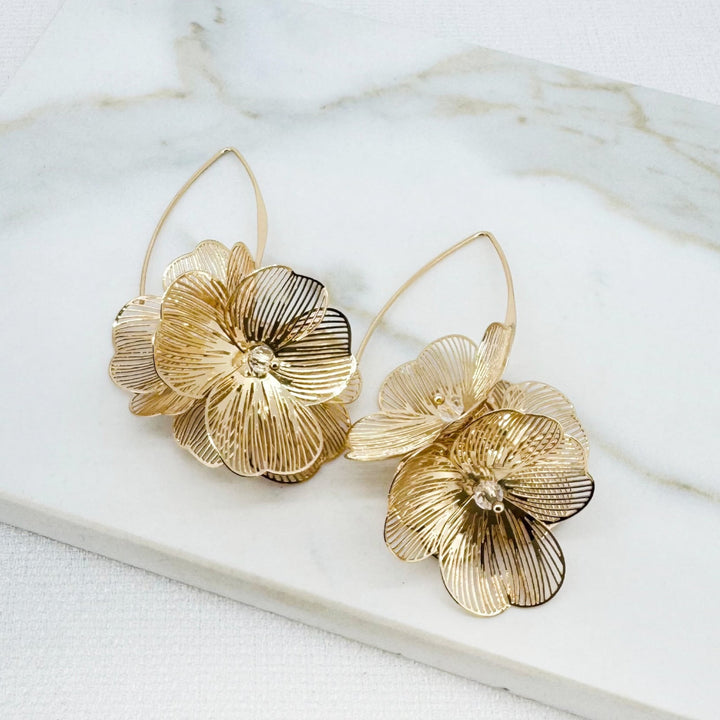 Envy Long Petal Design Earring Gold