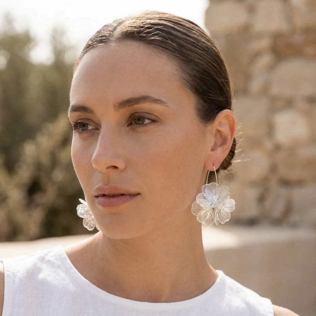 Envy Long Petal Design Earring Silver