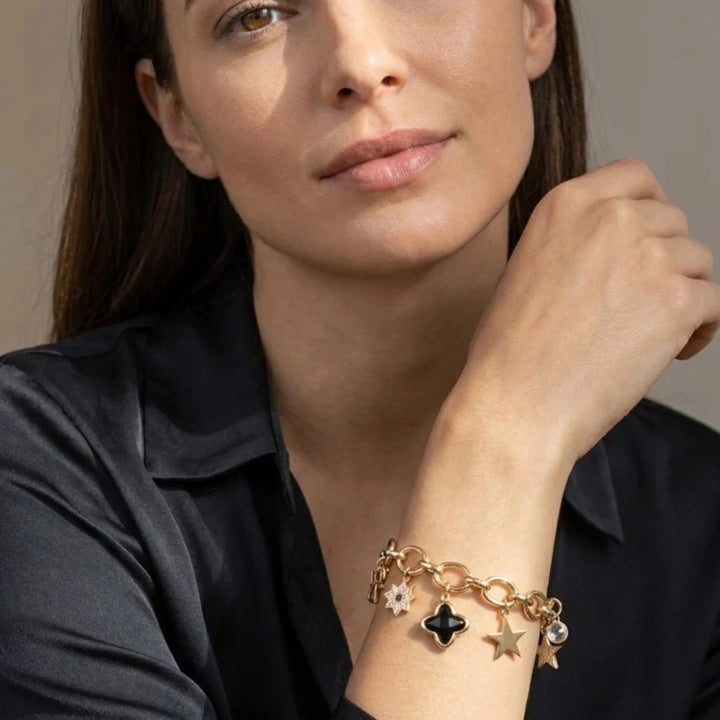 Envy Star Charm Bracelet Gold