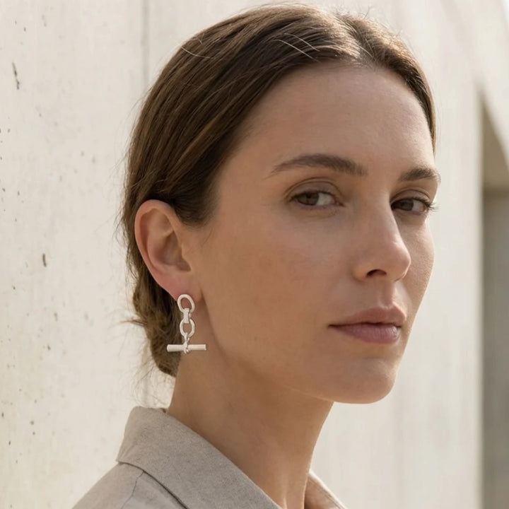Envy T-Bar Dropper Earring Silver