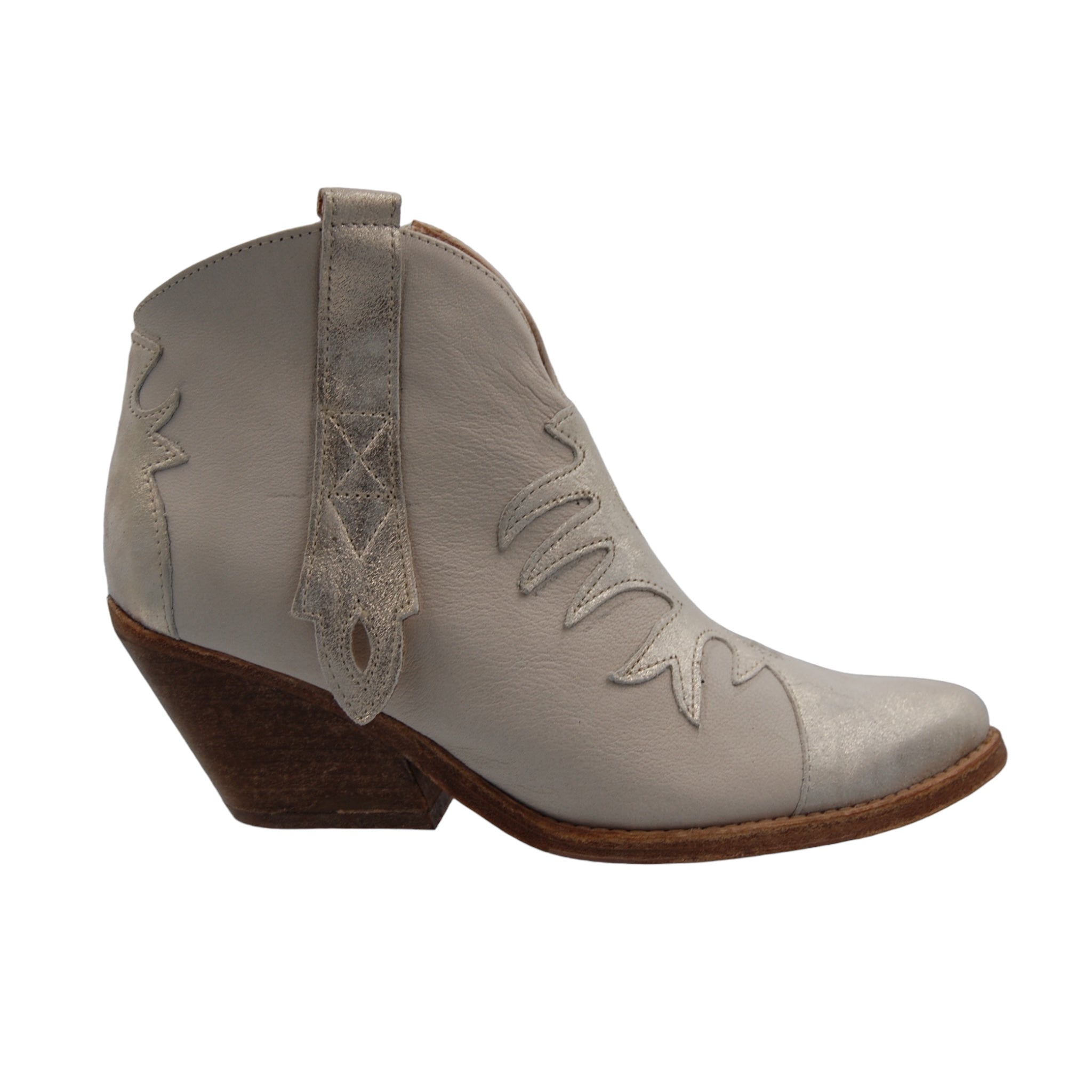 History541 Short Cowboy Boots Off-White