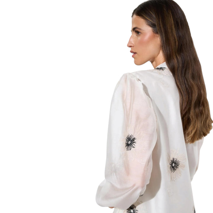 Bariloche Azogue Flower Blouse Off-White