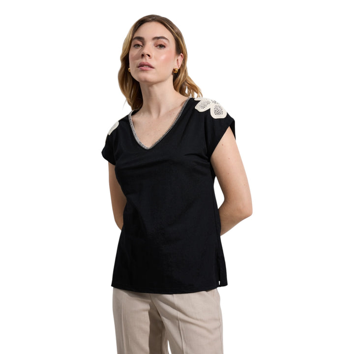 Bariloche Borox Short Sleeve Top Black