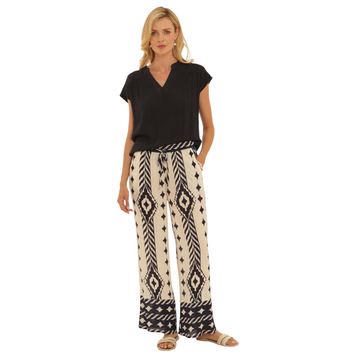 Pomodoro Solid V Neck Top Navy